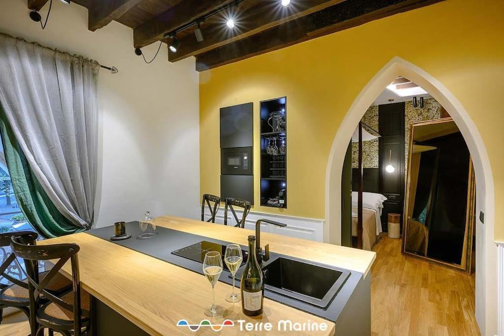Under Bridge, Terremarine Apartment La Spezia Ngoại thất bức ảnh